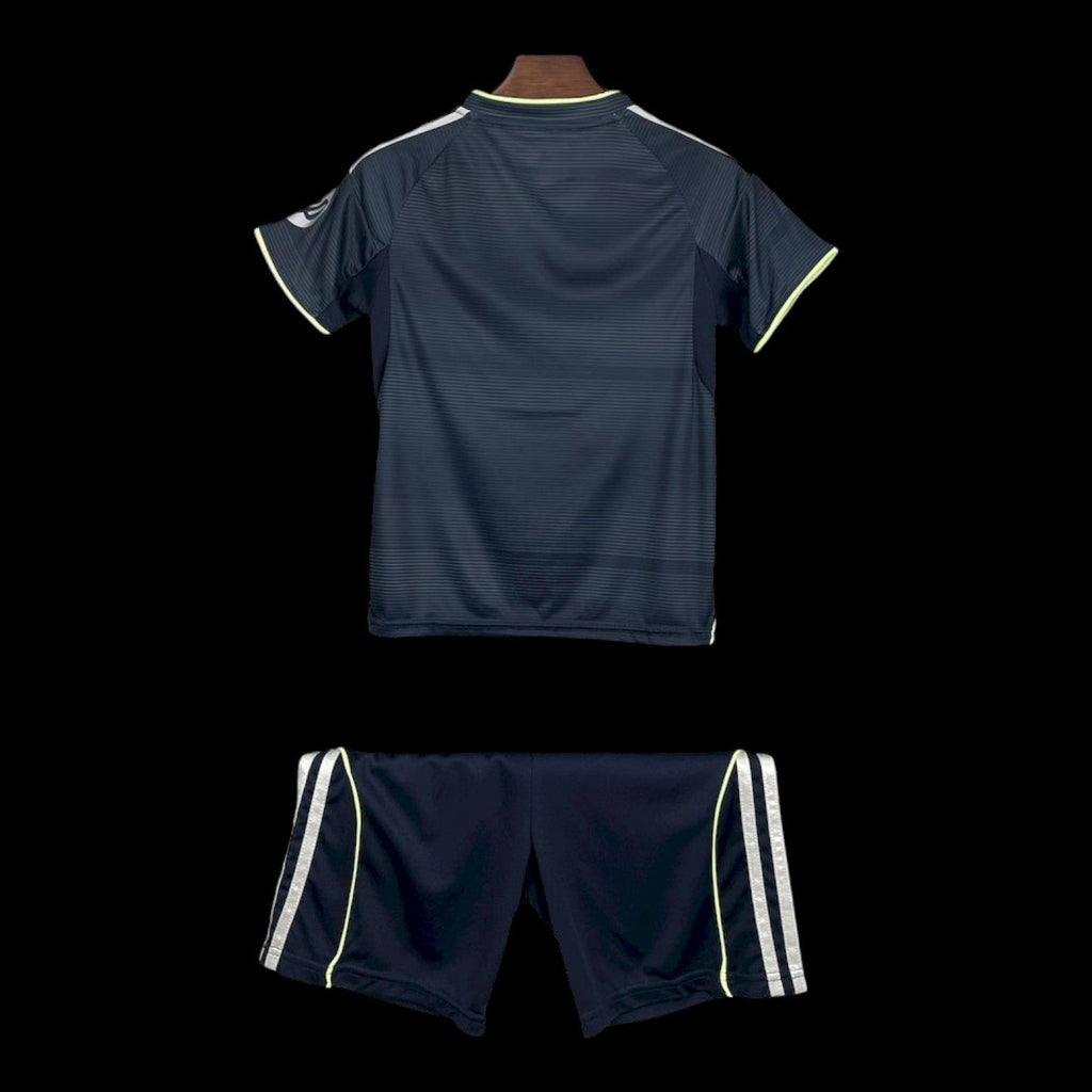 Real Madrid Maillot Extérieur 25/26 – Enfant