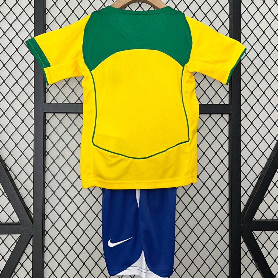 Brésil Ensemble Enfant Rétro 2004