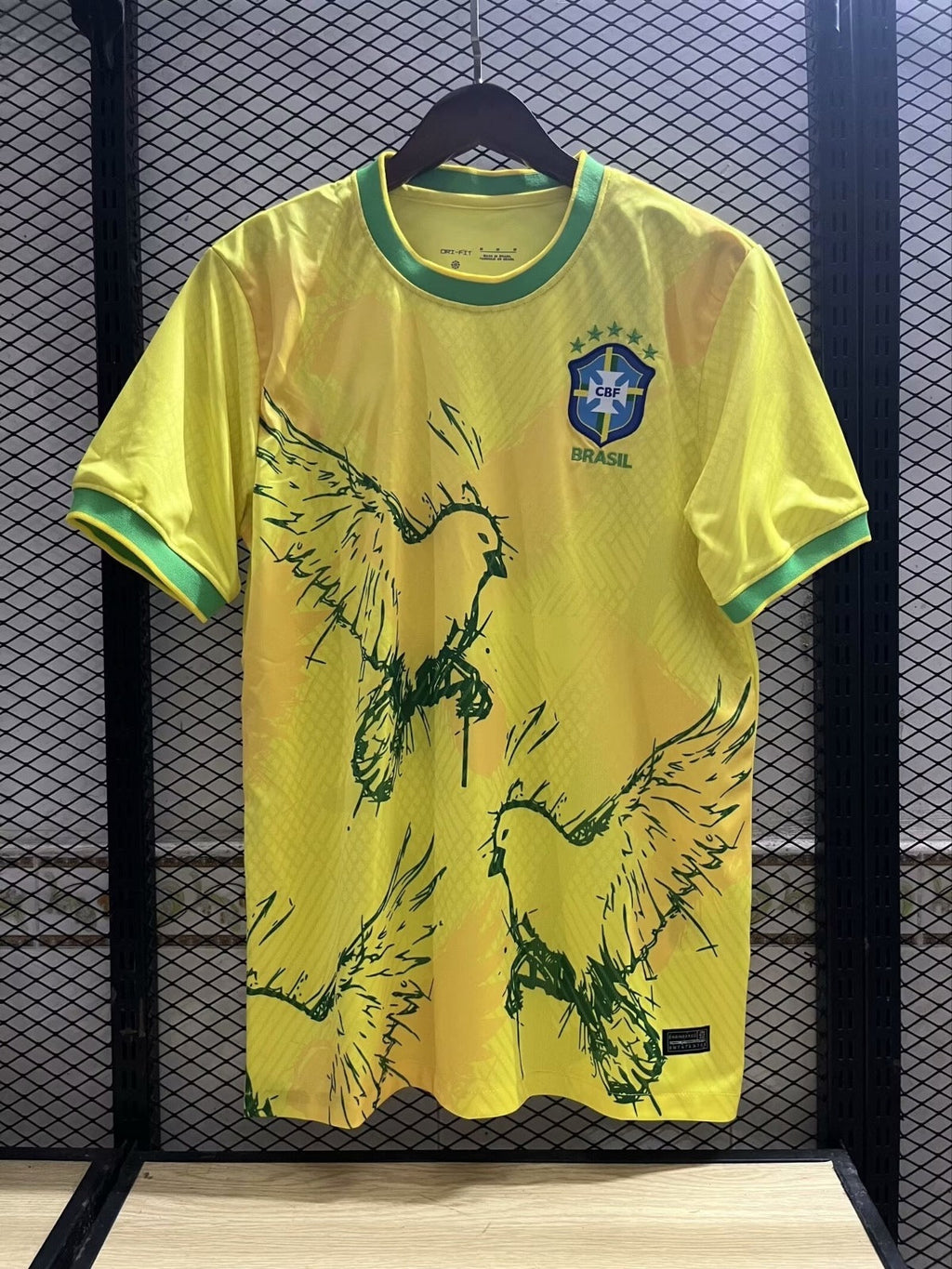 Brésil Maillot Jaune Spécial A 24/25